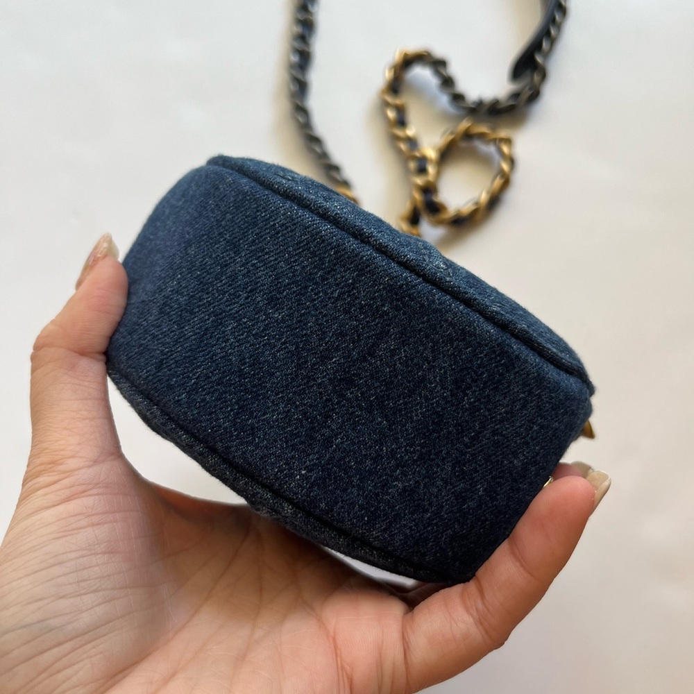 AUTHENTIC Chanel Round Denim mini bag - Picture 10 of 11